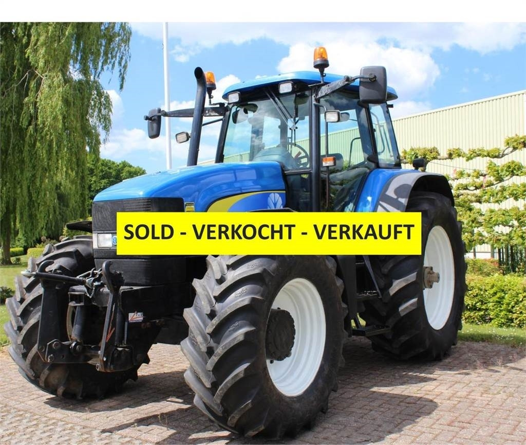 New Holland TM175 - Traktorius: foto 1 New Holland TM175 - Traktorius: foto 1