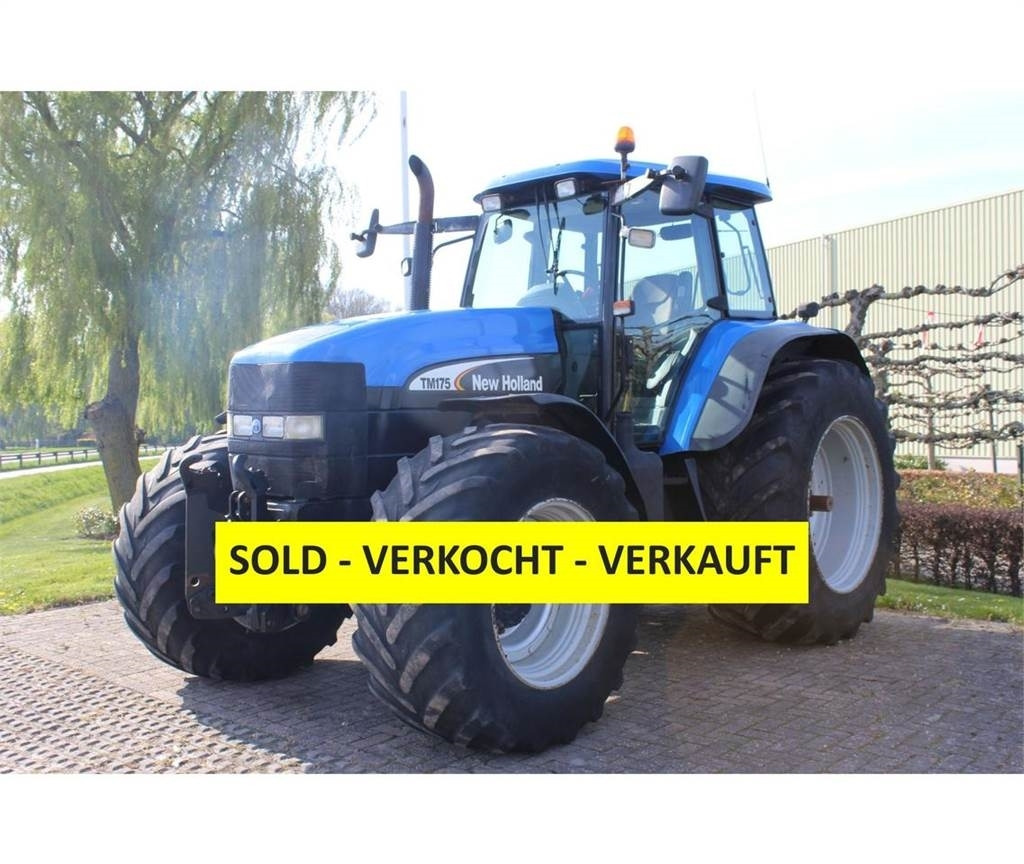 New Holland TM175 - Traktorius: foto 1 New Holland TM175 - Traktorius: foto 1
