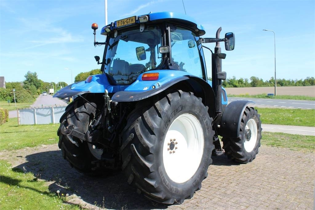 New Holland TSA135A - Traktorius: foto 3 New Holland TSA135A - Traktorius: foto 3