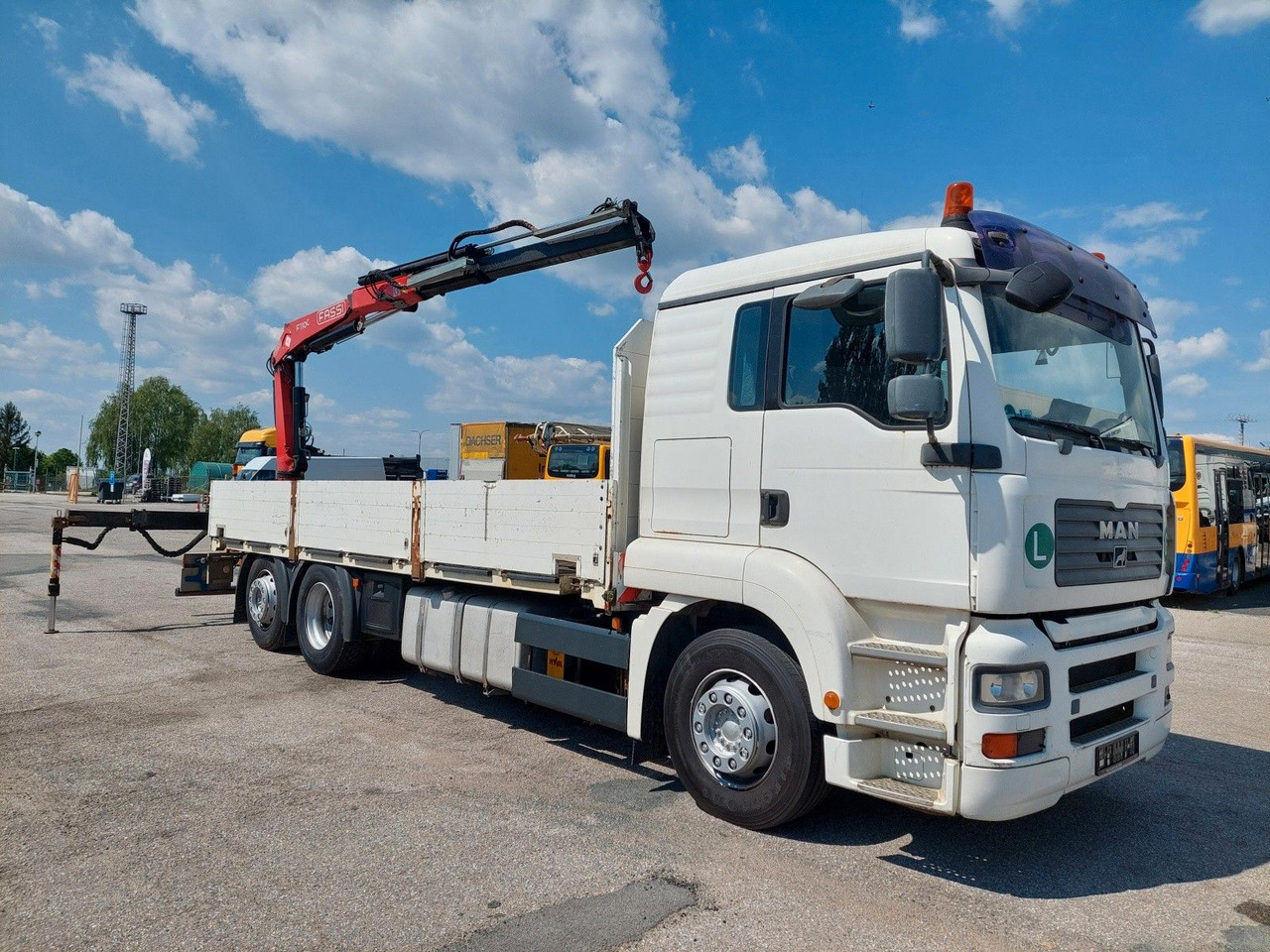 MAN GA 26.320 6X2-2 BL + Kran Fassi F110AC22 - Platforminis/ Bortinis sunkvežimis, Sunkvežimis su kranu: foto 2 MAN GA 26.320 6X2-2 BL + Kran Fassi F110AC22 - Platforminis/ Bortinis sunkvežimis, Sunkvežimis su kranu: foto 2