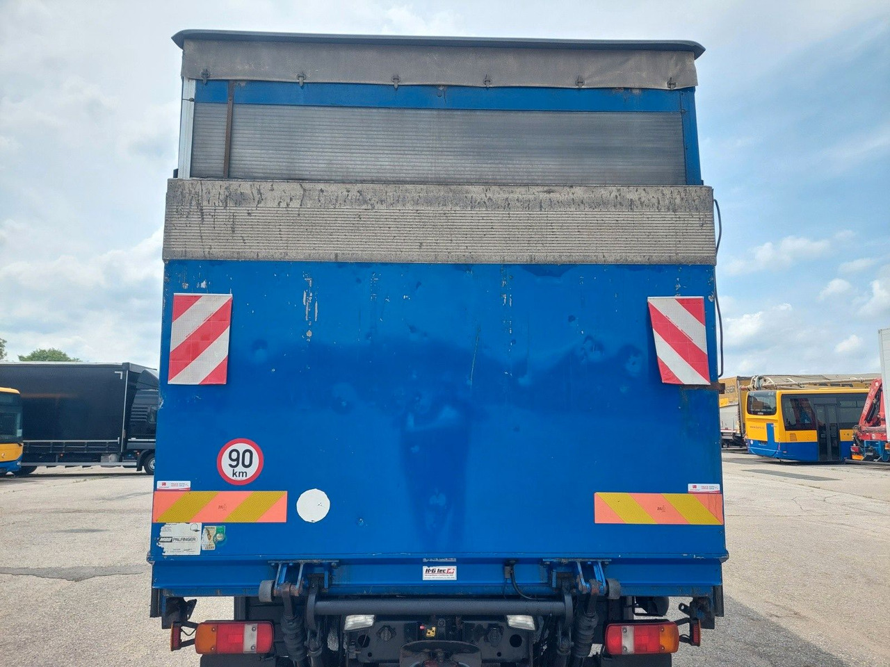 MAN TGL 12.220 4X2 BL Edscha - Tentinis sunkvežimis: foto 5 MAN TGL 12.220 4X2 BL Edscha - Tentinis sunkvežimis: foto 5