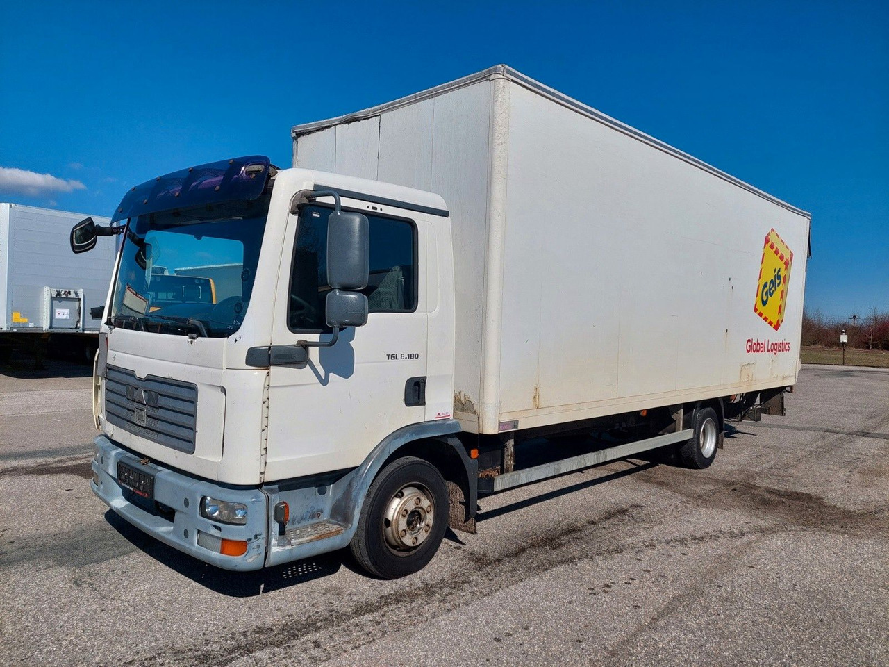 MAN TGL 7.180 4X2 BL - Furgonas su krovinių dėže: foto 1 MAN TGL 7.180 4X2 BL - Furgonas su krovinių dėže: foto 1