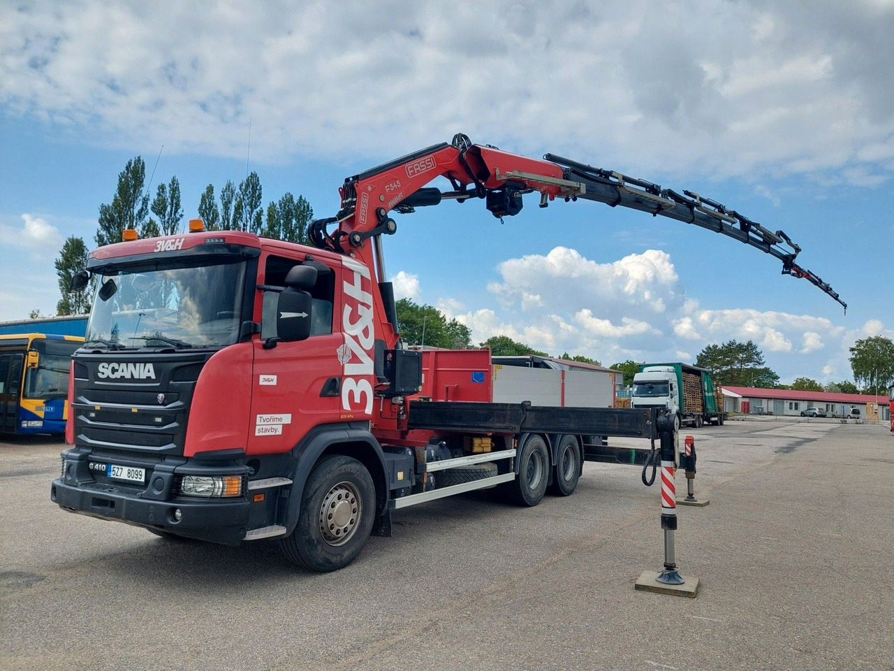 Scania G 410LB 6x4 HNA + Kran Fassi F545RA.2.27 FLY-JIB - Platforminis/ Bortinis sunkvežimis, Sunkvežimis su kranu: foto 1 Scania G 410LB 6x4 HNA + Kran Fassi F545RA.2.27 FLY-JIB - Platforminis/ Bortinis sunkvežimis, Sunkvežimis su kranu: foto 1