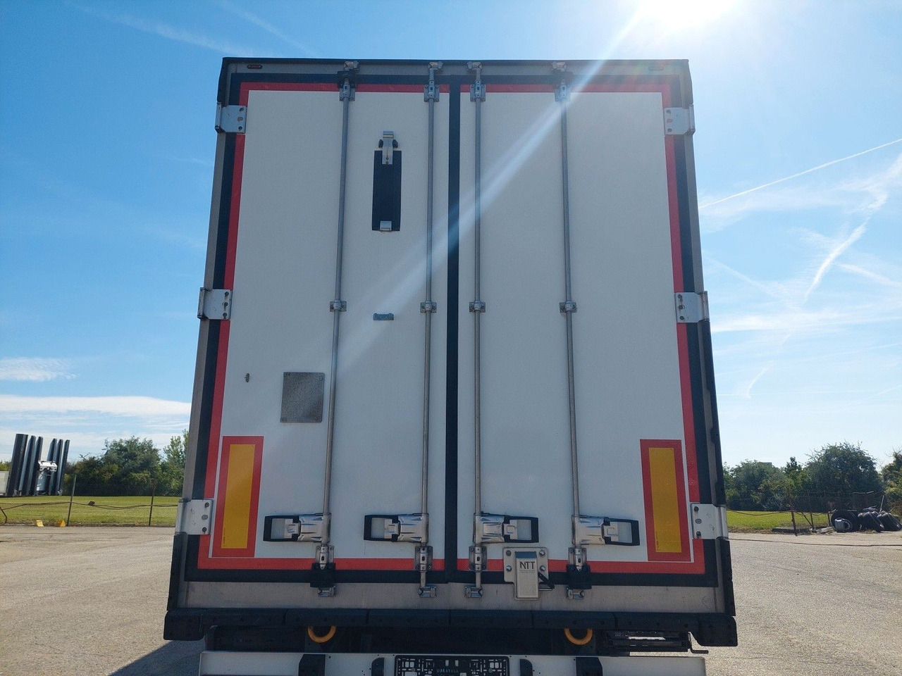 Schmitz Cargobull SKO24 ThermoKing SLXi 300 - Refrižeratorius puspriekabė: foto 5 Schmitz Cargobull SKO24 ThermoKing SLXi 300 - Refrižeratorius puspriekabė: foto 5