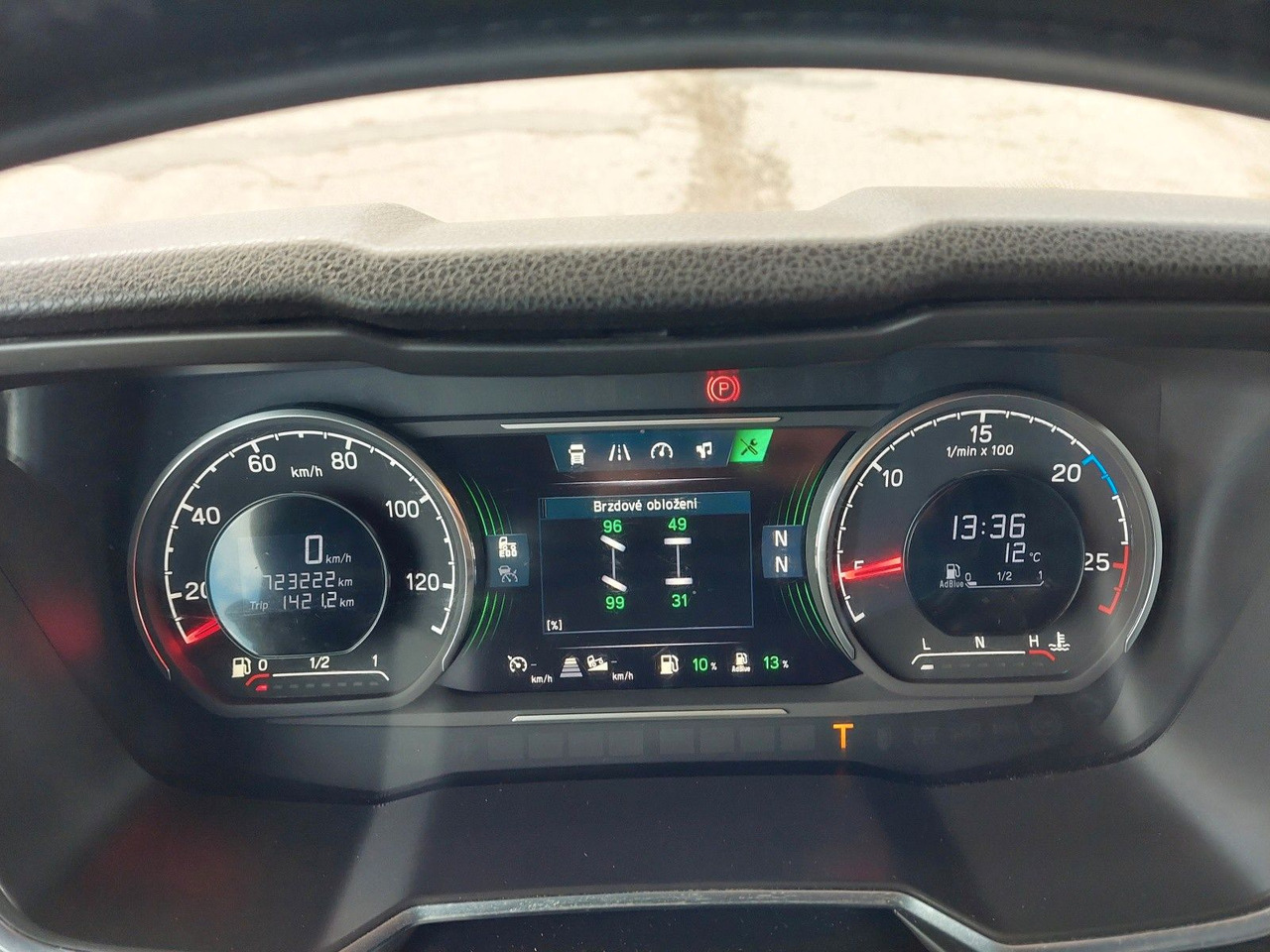 Vilkikas Scania R450 A4X2NB Luft/Luft Hydraulik: foto 48 Vilkikas Scania R450 A4X2NB Luft/Luft Hydraulik: foto 48