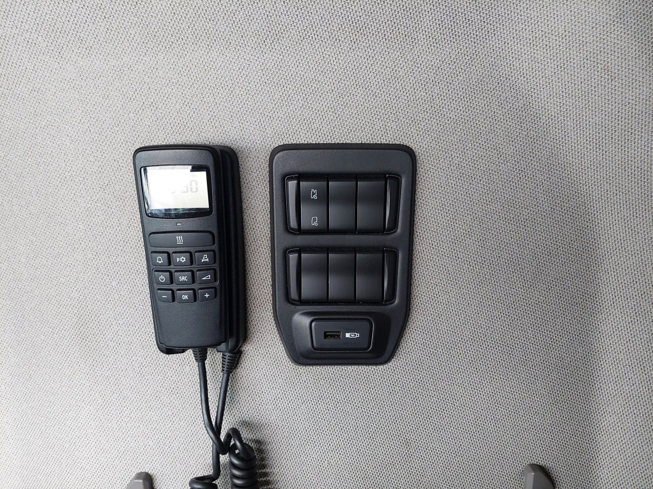 Scania R450 A4X2NB Luft/Luft Hydraulik lizingą Scania R450 A4X2NB Luft/Luft Hydraulik: foto 31