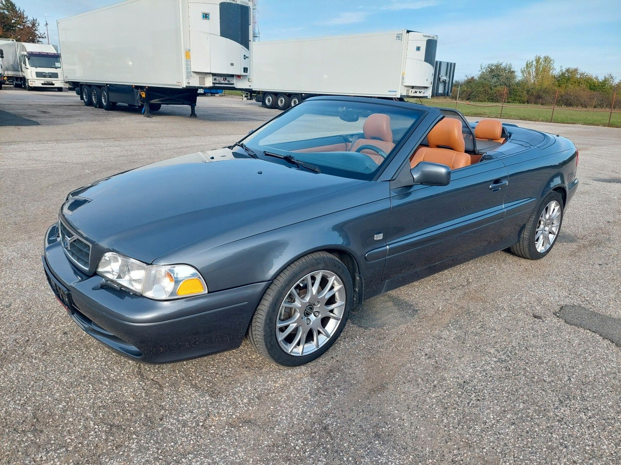 Volvo C70 Cabriolet 2.4 T - Kabrioletas: foto 1 Volvo C70 Cabriolet 2.4 T - Kabrioletas: foto 1
