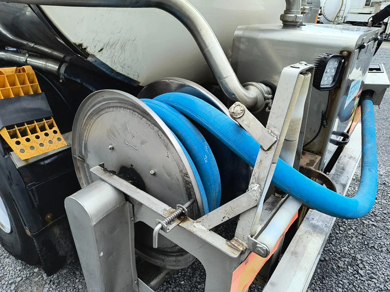 Puspriekabė cisterna pervežimui pieno ETA 25000L INSULATED INOX TANK - 2 COMP: foto 16