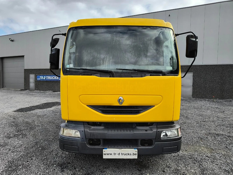Renault Midlum 220 10500L FUEL / CARBURANT - 4 COMP/A LAMES - Autocisterna: foto 2 Renault Midlum 220 10500L FUEL / CARBURANT - 4 COMP/A LAMES - Autocisterna: foto 2