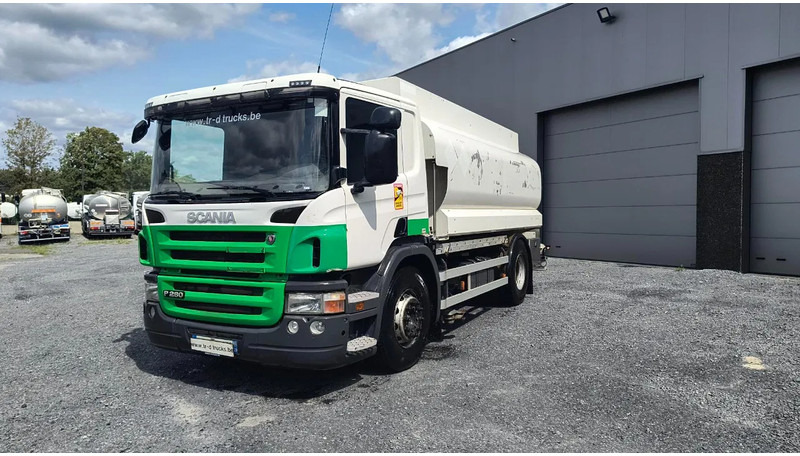 Scania P280 MANUAL GEARBOX- TANK 14000L- RETARDER - Autocisterna: foto 1 Scania P280 MANUAL GEARBOX- TANK 14000L- RETARDER - Autocisterna: foto 1