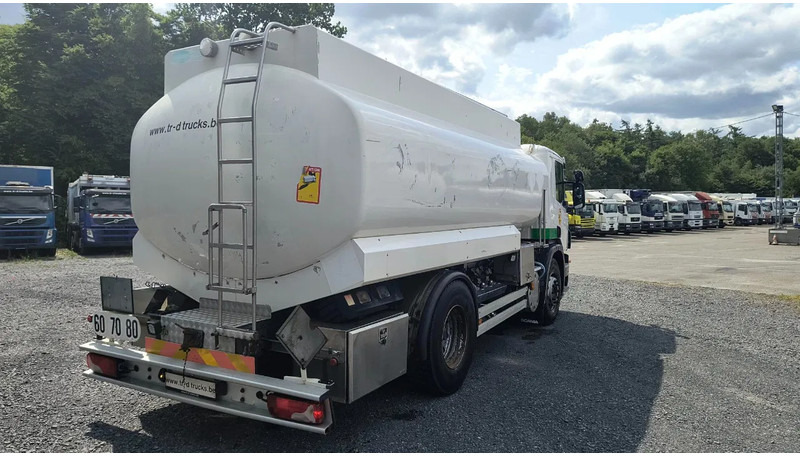 Scania P280 MANUAL GEARBOX- TANK 14000L- RETARDER - Autocisterna: foto 4 Scania P280 MANUAL GEARBOX- TANK 14000L- RETARDER - Autocisterna: foto 4