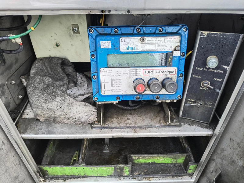 Autocisterna pervežimui kuro Volvo FM 440 13000L FUEL / CARBURANT - 4 COMP: foto 13