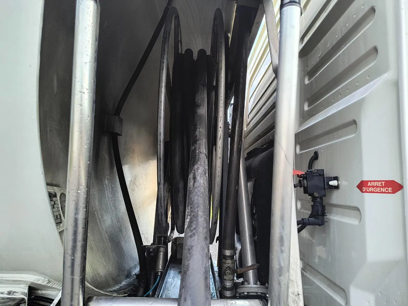Autocisterna pervežimui kuro Volvo FM 440 13000L FUEL / CARBURANT - 4 COMP: foto 12