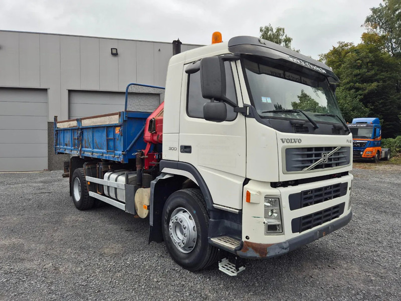 Volvo FM 9.300 TIPPER - HMF 1060K3 CRANE - Savivartis sunkvežimis, Sunkvežimis su kranu: foto 3 Volvo FM 9.300 TIPPER - HMF 1060K3 CRANE - Savivartis sunkvežimis, Sunkvežimis su kranu: foto 3