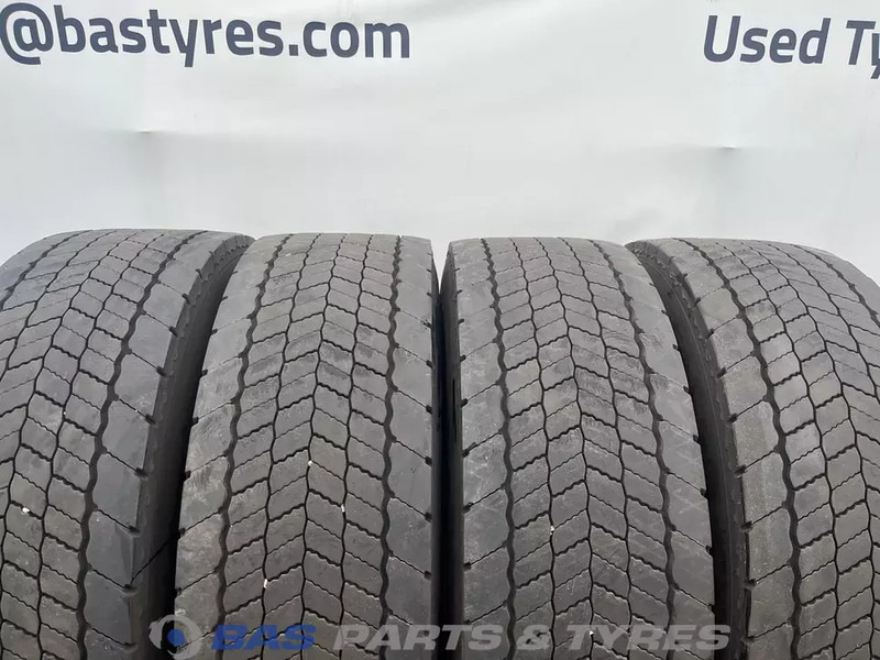 Continental Continental 315/70R22.5 Eco HD5 154/150 M+S 3PMSF gebruikte set - Padanga - Sunkvežimis: foto 2 Continental Continental 315/70R22.5 Eco HD5 154/150 M+S 3PMSF gebruikte set - Padanga - Sunkvežimis: foto 2