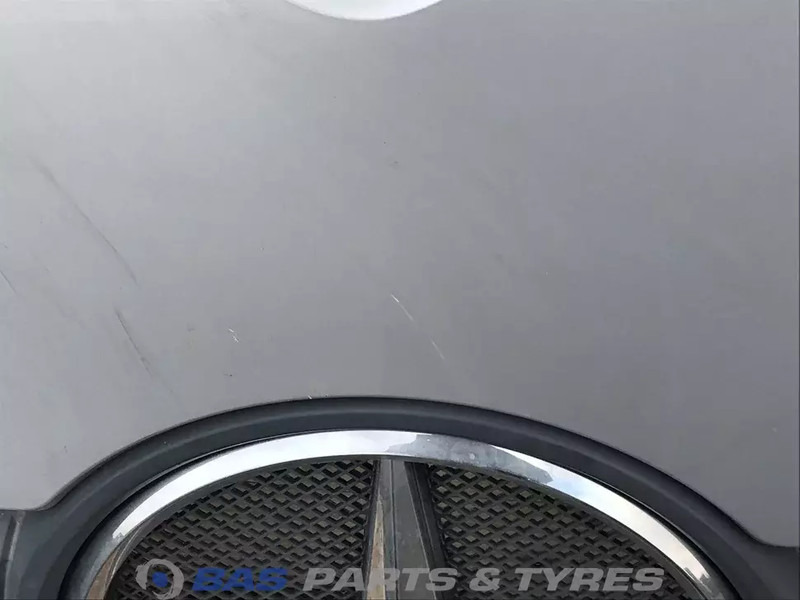 Mercedes-Benz Actros MP4 Frontklep Mercedes A 960 750 15 67 - Grotelės - Sunkvežimis: foto 5 Mercedes-Benz Actros MP4 Frontklep Mercedes A 960 750 15 67 - Grotelės - Sunkvežimis: foto 5