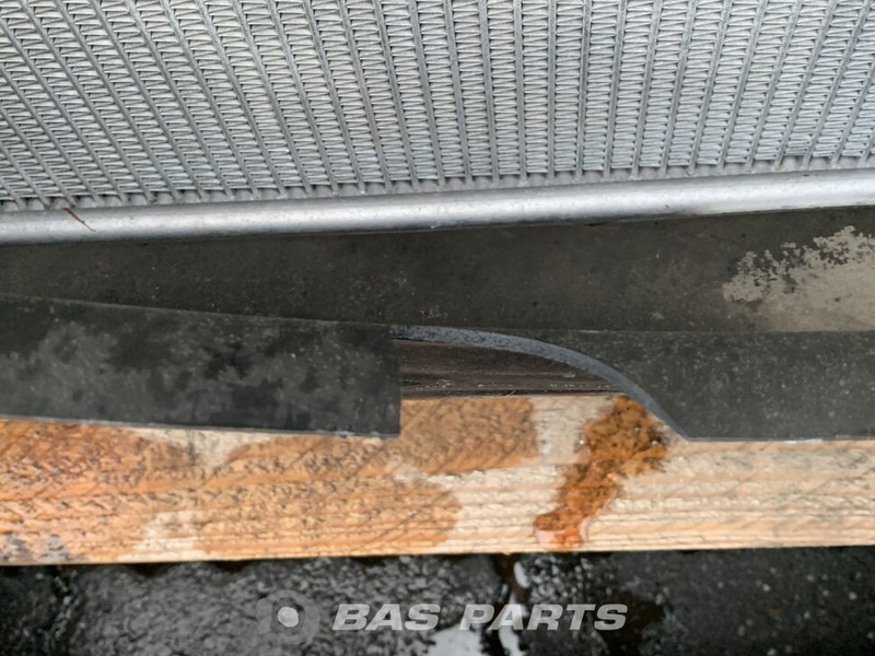 Mercedes-Benz Actros MP4 Koelerpakket Mercedes OM471LA 480 A 960 500 08 01 - Radiatorius - Sunkvežimis: foto 3 Mercedes-Benz Actros MP4 Koelerpakket Mercedes OM471LA 480 A 960 500 08 01 - Radiatorius - Sunkvežimis: foto 3