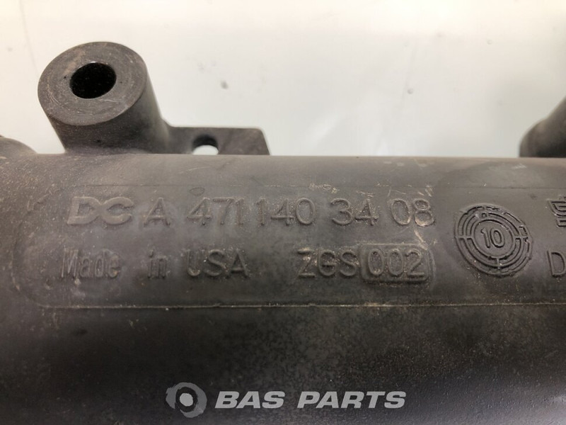 Mercedes-Benz EGR Buis Mercedes A 471 140 34 08 - Išmetimo kolektorius - Sunkvežimis: foto 3 Mercedes-Benz EGR Buis Mercedes A 471 140 34 08 - Išmetimo kolektorius - Sunkvežimis: foto 3