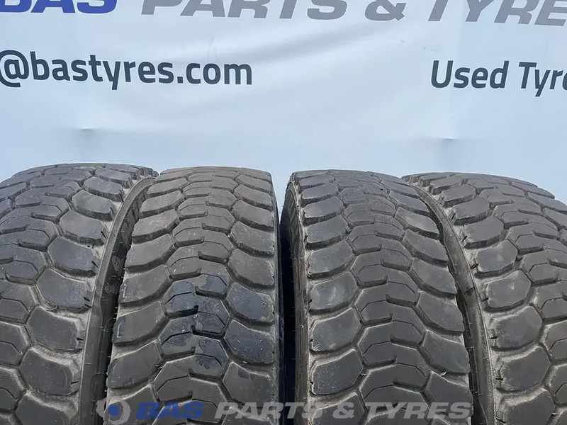 Michelin Remix Michelin Remix 315/80R22.5 X Works D 156/150 K M+S 3PMSF gebruikte set - Padanga - Sunkvežimis: foto 2 Michelin Remix Michelin Remix 315/80R22.5 X Works D 156/150 K M+S 3PMSF gebruikte set - Padanga - Sunkvežimis: foto 2