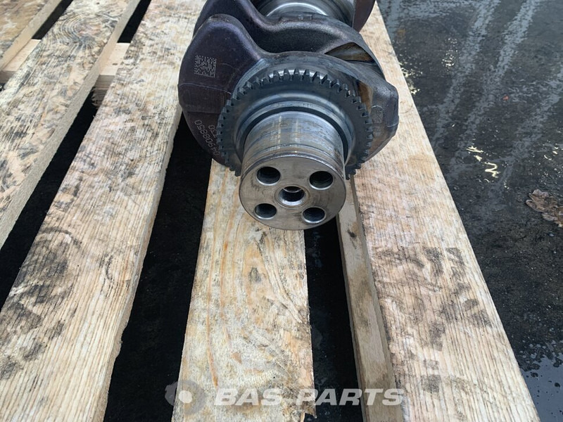 Renault Krukas Renault 7422306393 - Alkūninis velenas - Sunkvežimis: foto 2 Renault Krukas Renault 7422306393 - Alkūninis velenas - Sunkvežimis: foto 2