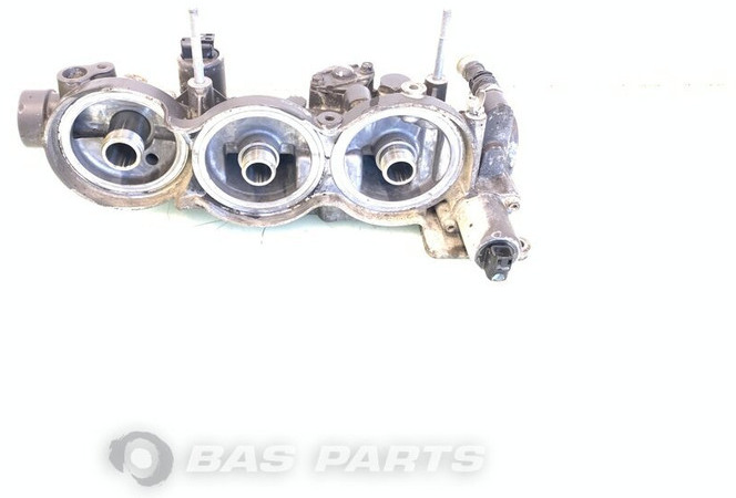 Renault Oliefilterhuis Renault 7423897195 - Alyvos filtras - Sunkvežimis: foto 1 Renault Oliefilterhuis Renault 7423897195 - Alyvos filtras - Sunkvežimis: foto 1