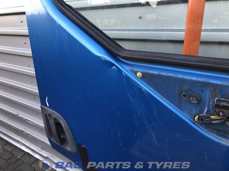 Renault Portier Renault 7420832787 - Durys ir dalys - Sunkvežimis: foto 3 Renault Portier Renault 7420832787 - Durys ir dalys - Sunkvežimis: foto 3