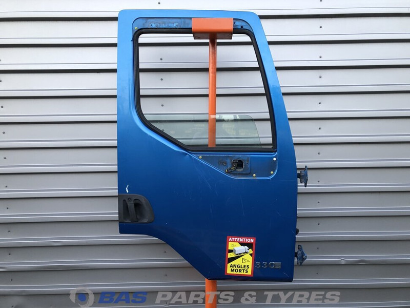 Renault Portier Renault 7420832787 - Durys ir dalys - Sunkvežimis: foto 4 Renault Portier Renault 7420832787 - Durys ir dalys - Sunkvežimis: foto 4