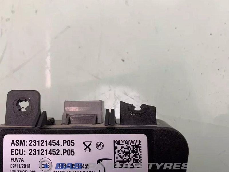 Renault Regeleenheid rijbaanwisseling Renault 7423121452 - Apšvietimas - Sunkvežimis: foto 4 Renault Regeleenheid rijbaanwisseling Renault 7423121452 - Apšvietimas - Sunkvežimis: foto 4