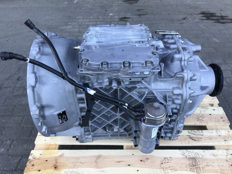 Renault T-Serie Evolution Renault AT2812G Optidrive Versnellingsbak 7420483506 - Pavarų dėžė - Sunkvežimis: foto 1 Renault T-Serie Evolution Renault AT2812G Optidrive Versnellingsbak 7420483506 - Pavarų dėžė - Sunkvežimis: foto 1