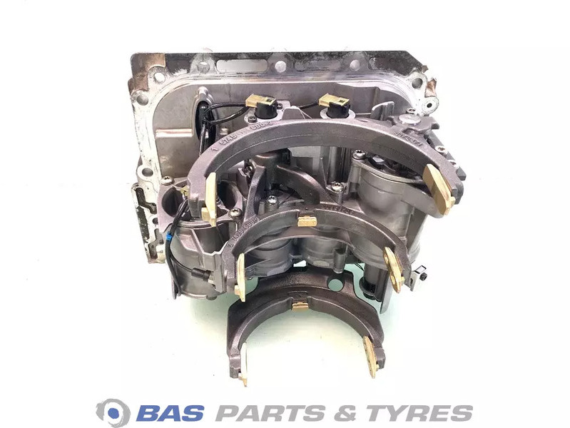 Renault Versnellingsbakdeksel Renault 7421244590 - Pavarų dėžė - Sunkvežimis: foto 3 Renault Versnellingsbakdeksel Renault 7421244590 - Pavarų dėžė - Sunkvežimis: foto 3