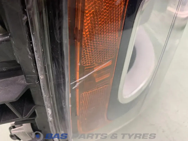 Scania Koplamp Rechts 2674391 - Priekinis žibintas - Sunkvežimis: foto 2 Scania Koplamp Rechts 2674391 - Priekinis žibintas - Sunkvežimis: foto 2