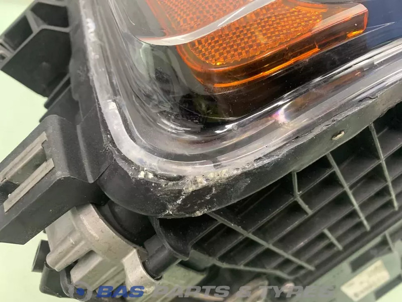 Scania Koplamp Rechts 2674391 - Priekinis žibintas - Sunkvežimis: foto 4 Scania Koplamp Rechts 2674391 - Priekinis žibintas - Sunkvežimis: foto 4