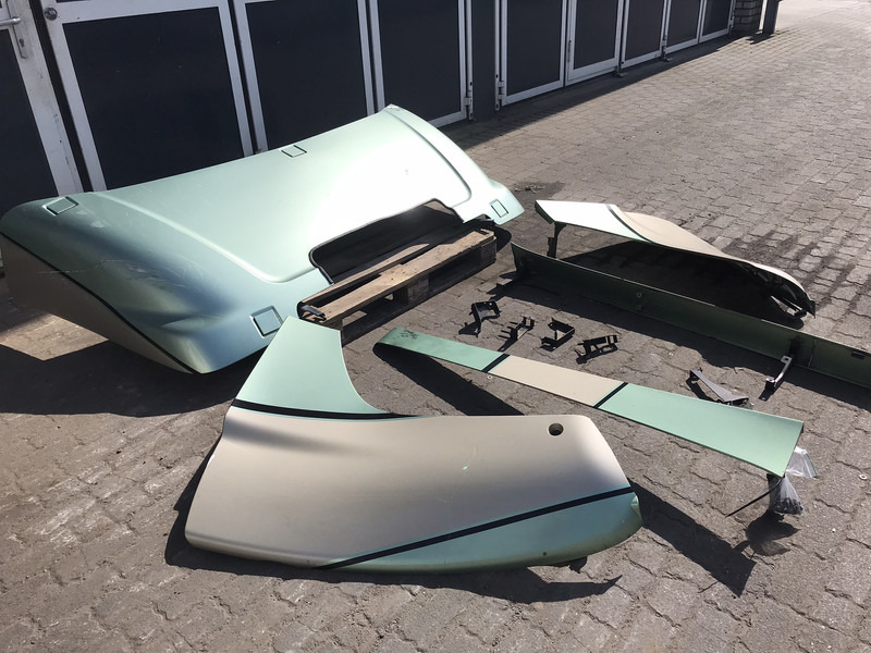 Scania R-Serie Spoilerset Scania CR-19 Highline L3H2 1757973 - Aerodinamika/ Spoileris - Sunkvežimis: foto 3 Scania R-Serie Spoilerset Scania CR-19 Highline L3H2 1757973 - Aerodinamika/ Spoileris - Sunkvežimis: foto 3