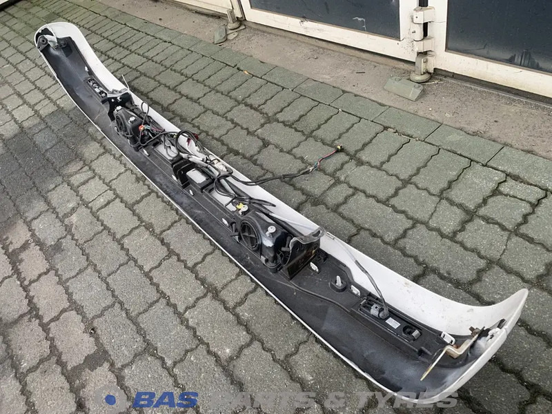 Scania Zonneklep Scania 2312092 - Skydelis nuo saulės - Sunkvežimis: foto 4 Scania Zonneklep Scania 2312092 - Skydelis nuo saulės - Sunkvežimis: foto 4