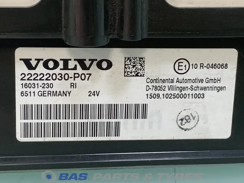 Volvo FH3 Instrumentenpaneel Volvo 21589170 - Prietaisų skydas - Sunkvežimis: foto 3 Volvo FH3 Instrumentenpaneel Volvo 21589170 - Prietaisų skydas - Sunkvežimis: foto 3