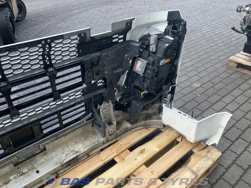 Volvo FH4 - Bamperis - Sunkvežimis: foto 4 Volvo FH4 - Bamperis - Sunkvežimis: foto 4