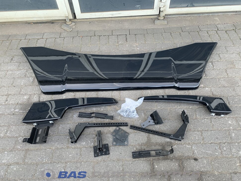 Volvo FH4 - Aerodinamika/ Spoileris - Sunkvežimis: foto 1 Volvo FH4 - Aerodinamika/ Spoileris - Sunkvežimis: foto 1