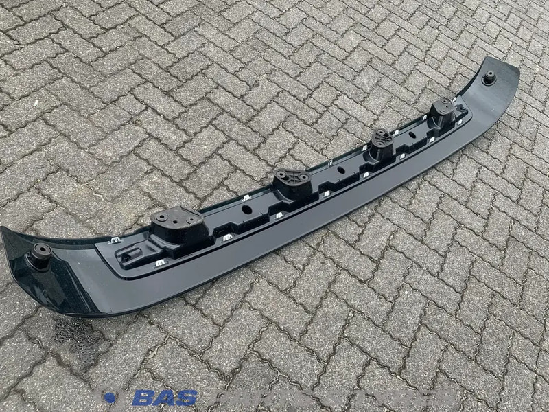 Volvo FH4 - Skydelis nuo saulės - Sunkvežimis: foto 4 Volvo FH4 - Skydelis nuo saulės - Sunkvežimis: foto 4