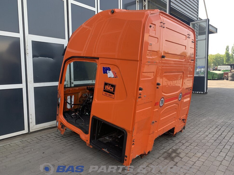 Volvo FH4 - Kabina ir interjeras - Sunkvežimis: foto 3 Volvo FH4 - Kabina ir interjeras - Sunkvežimis: foto 3