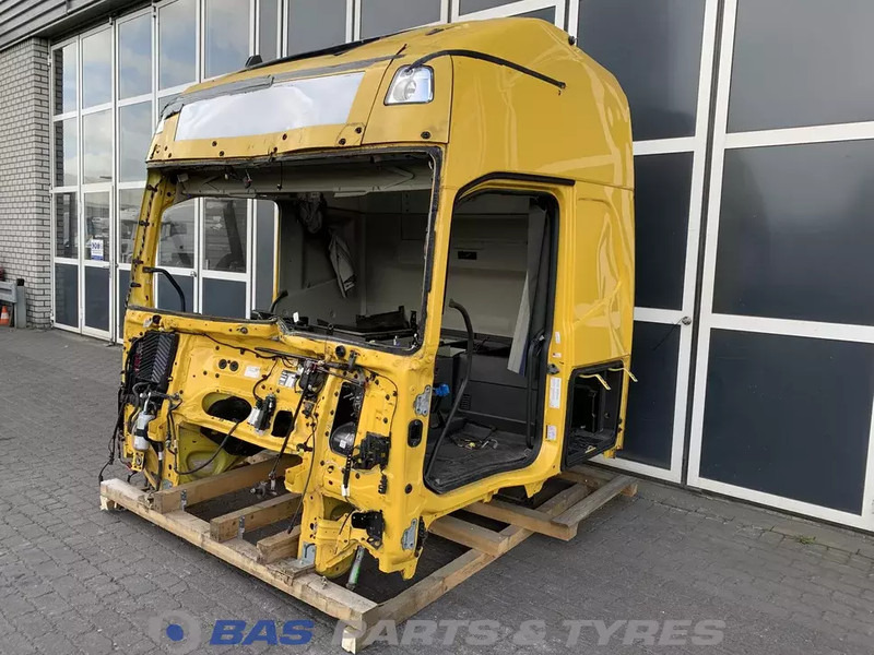 Volvo FH4B - Kabina ir interjeras - Sunkvežimis: foto 1 Volvo FH4B - Kabina ir interjeras - Sunkvežimis: foto 1