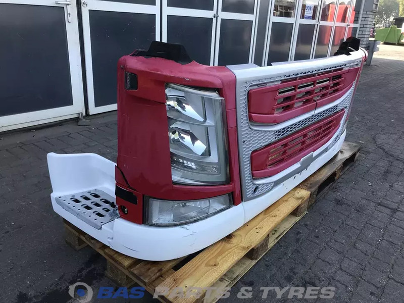 Volvo FM4 - Bamperis - Sunkvežimis: foto 3 Volvo FM4 - Bamperis - Sunkvežimis: foto 3