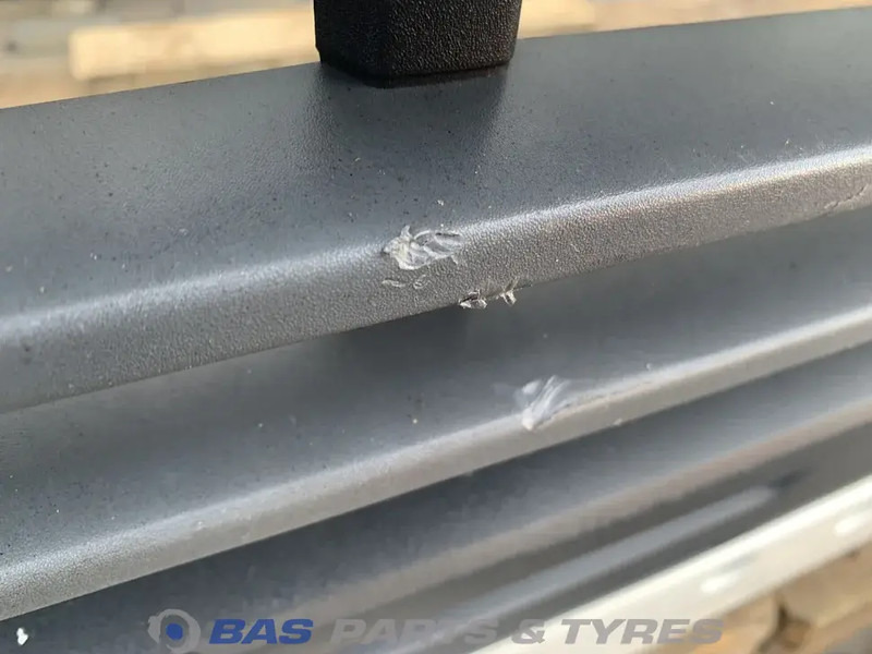 Volvo FM5 Bumper Volvo 21316576 - Bamperis - Sunkvežimis: foto 4 Volvo FM5 Bumper Volvo 21316576 - Bamperis - Sunkvežimis: foto 4