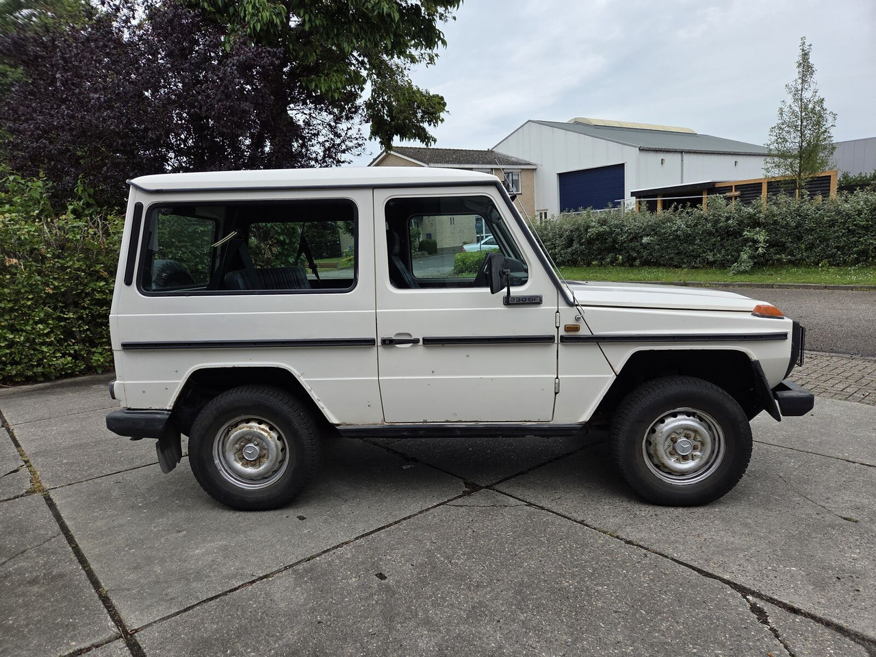 Mercedes-Benz G-klasse 230GE 1985 SUV - Visureigis: foto 4 Mercedes-Benz G-klasse 230GE 1985 SUV - Visureigis: foto 4