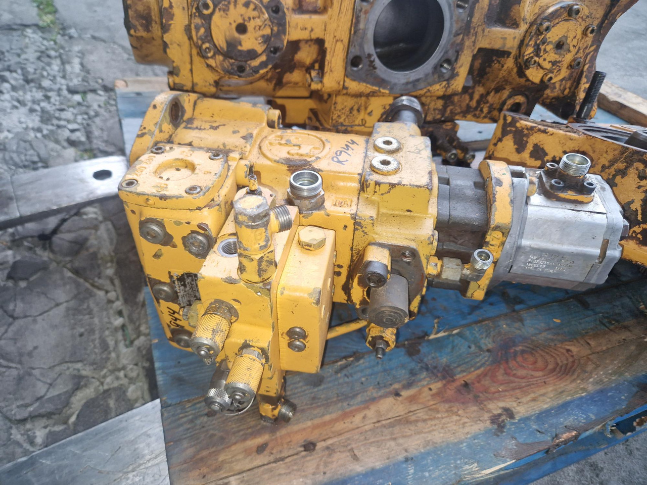 BRUENINGHAUS HYDROMATIC A4VG - Hidraulinis siurblys - Statybinė technika: foto 3 BRUENINGHAUS HYDROMATIC A4VG - Hidraulinis siurblys - Statybinė technika: foto 3