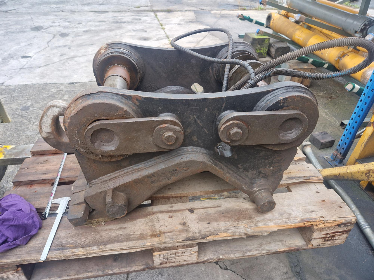 ENGANCHE RAPIDO HIDRAULICO CAT CW40 - Greita jungtis - Statybinė technika: foto 1 ENGANCHE RAPIDO HIDRAULICO CAT CW40 - Greita jungtis - Statybinė technika: foto 1