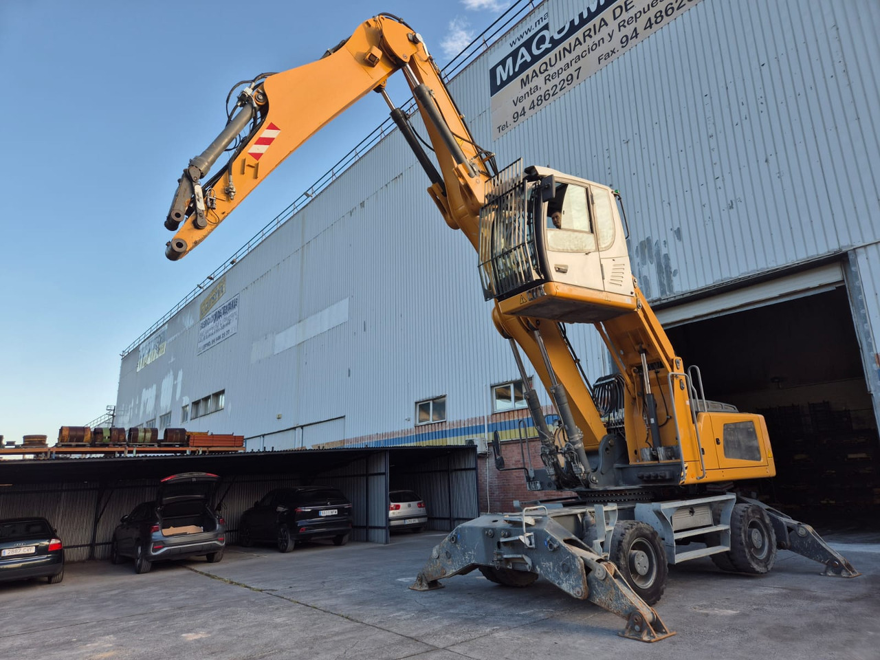 LIEBHERR LH30M - Ekskavatorius su ilga strėle: foto 2 LIEBHERR LH30M - Ekskavatorius su ilga strėle: foto 2
