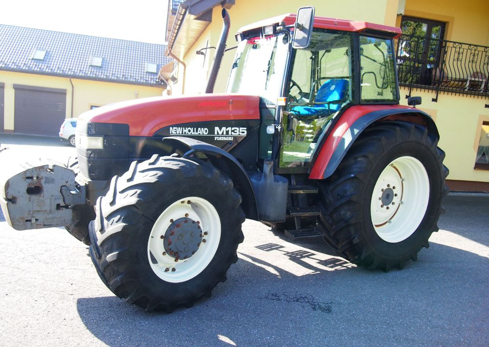 Ciągnik New Holland NH M 135 1998 NEW HOLLAND TM M135 - Traktorius: foto 5 Ciągnik New Holland NH M 135 1998 NEW HOLLAND TM M135 - Traktorius: foto 5