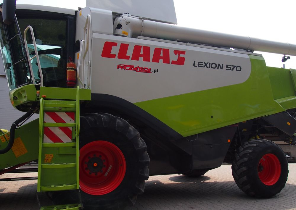 Kombajn zbożawy Claas Lexon 570  Kombajn zbożowy CLAAS LEXION 570+ heder VARIO 7,5m - Derliaus nuėmimo kombainas: foto 4 Kombajn zbożawy Claas Lexon 570  Kombajn zbożowy CLAAS LEXION 570+ heder VARIO 7,5m - Derliaus nuėmimo kombainas: foto 4