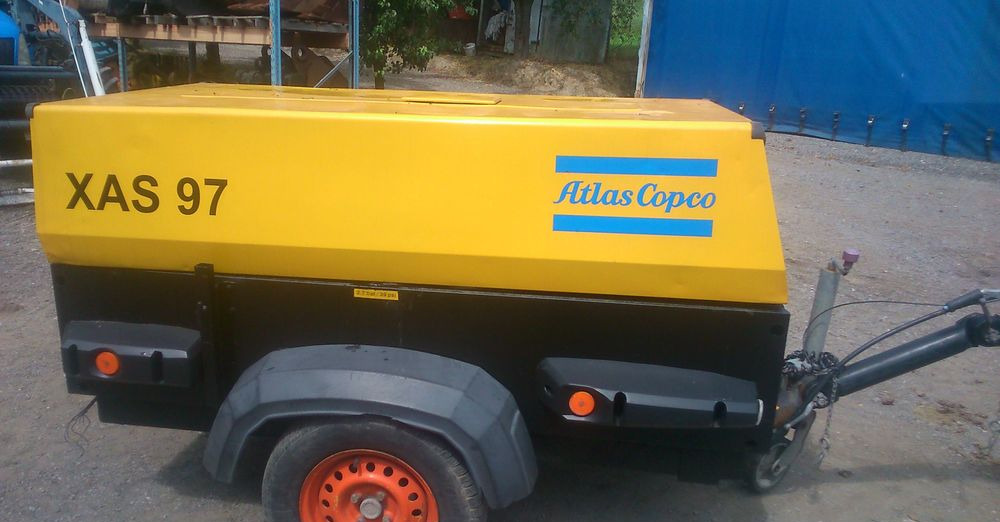 Kompresor Atlas Copco Atlas copco XAS 97 2015 Kompresor sprężarka śrubowa+ agregat prądotwórczy 12KVA - Oro kompresorius: foto 4 Kompresor Atlas Copco Atlas copco XAS 97 2015 Kompresor sprężarka śrubowa+ agregat prądotwórczy 12KVA - Oro kompresorius: foto 4