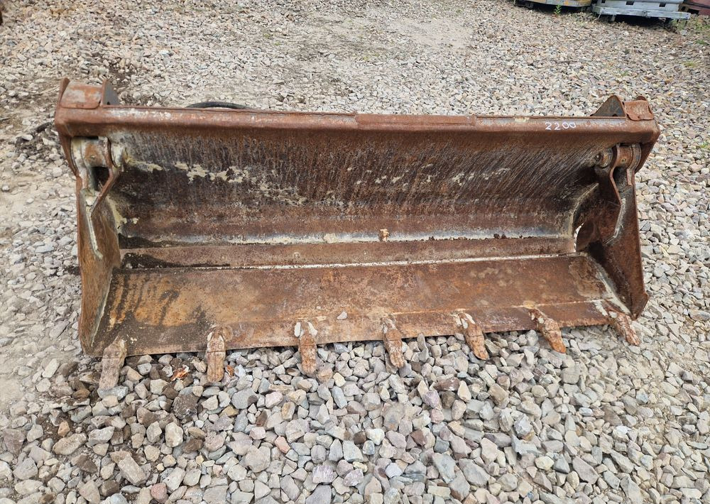 Koparka kołowa Mecalac MECALAC 4w1 lub 3w1 2012 Łyżka 4w1 Mecalac 10, 12 - Ekskavatoriaus kaušas - Statybinė technika: foto 5 Koparka kołowa Mecalac MECALAC 4w1 lub 3w1 2012 Łyżka 4w1 Mecalac 10, 12 - Ekskavatoriaus kaušas - Statybinė technika: foto 5